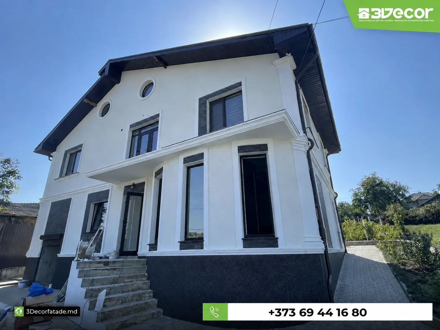 Fațadă de casă realizată în Mîndrești